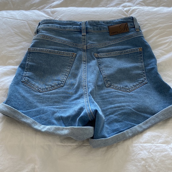 Mavi Jean Shorts - Picture 2 of 5
